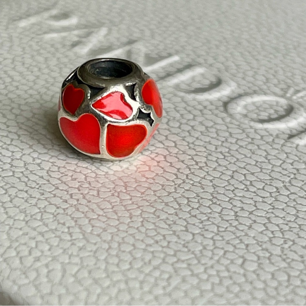 Pandora | Red Hot Love Enamel and Silver Spherical Charm | Ale 925